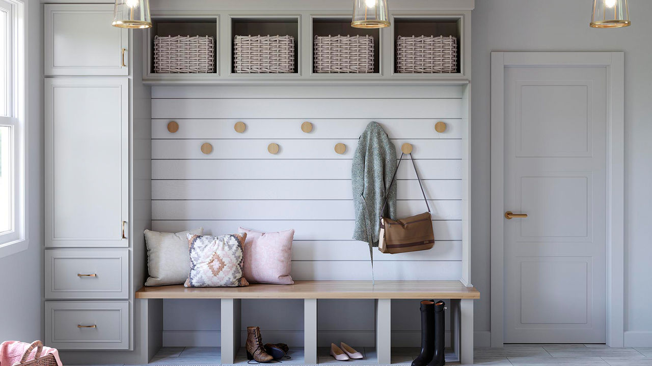 R_HD_30EYS_MudRoom_20-16x9